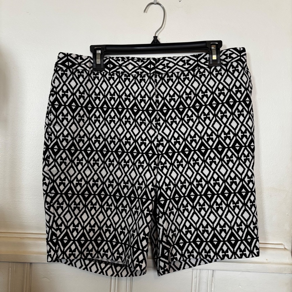 Mario Serrani Italy Women's Shorts 14 Comfort Stretch Tummy Control Geometric